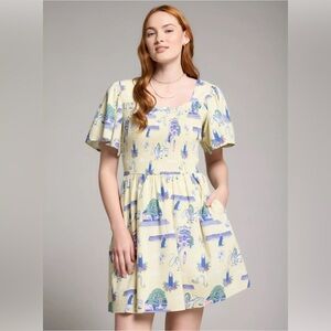 Square-Neck Flutter Sleeve Mini Dress in Pale Yellow